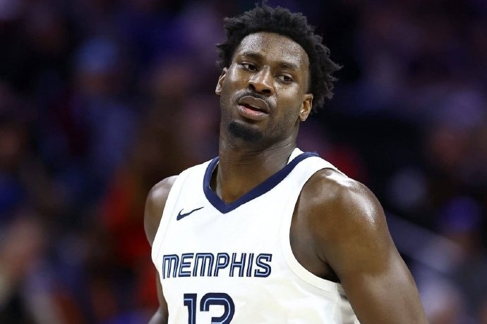 杰克逊打野球受伤需手术,昨日刚完成顶薪续约 杰克逊打野球受伤需手术,昨日刚完成顶薪续约