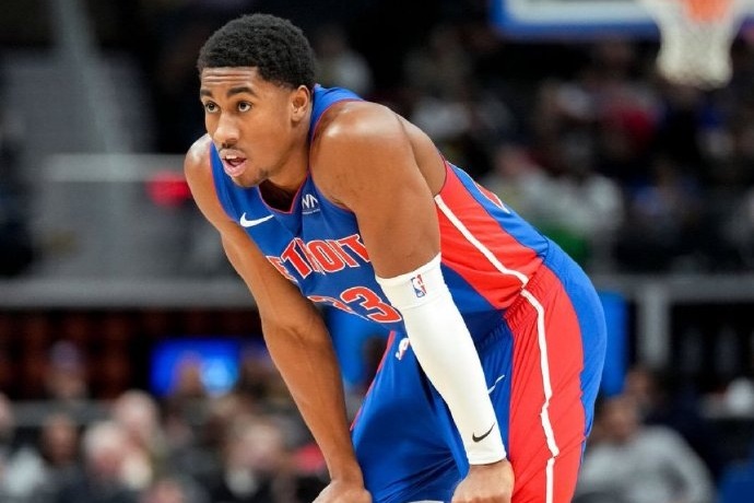 活塞队欲在交易截止日前升级阵容,艾维可能成为交易筹码 活塞队欲在交易截止日前升级阵容,艾维可能成为交易筹码